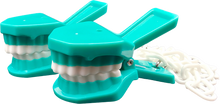 Cargar imagen en el visor de la galería, Caiman o porta toalla de tipodonto Clip dental