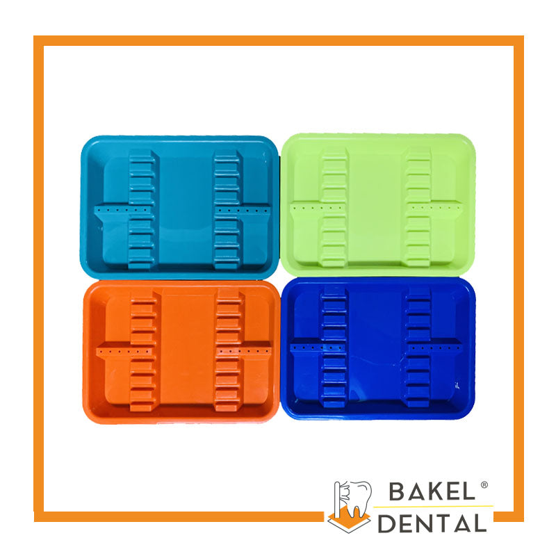 Charola para instrumental con divisiones chica